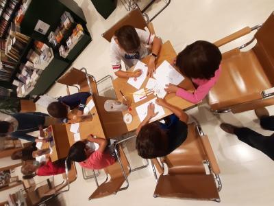 ARCE celebró el taller infantil “El ficciómetro” en la librería Taiga de Toledo